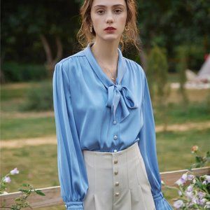 Simply Retro, Martina Poet Blouse Size M.